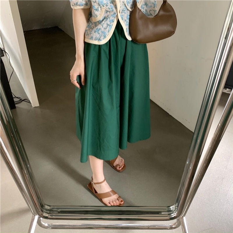 Set Áo Sơ Mi Ngắn Tay Thêu Họa Tiết Và Chân Váy Lưng Cao Phong Cách Hàn Quốc