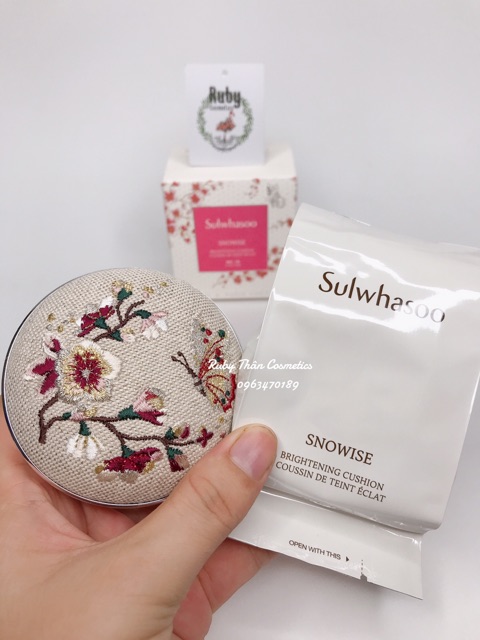 Phấn Nước / Cushion Sulwhasoo Snowise Brightening Cushion Limited  (Full set 2 hộp &amp; Hộp lẻ)