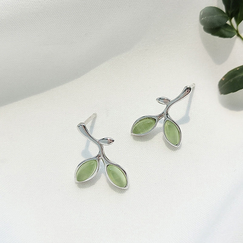 Đôi Bông Tai Hình Chiếc Lá Đính Đá Opal Thời Trang Cho Nữ
