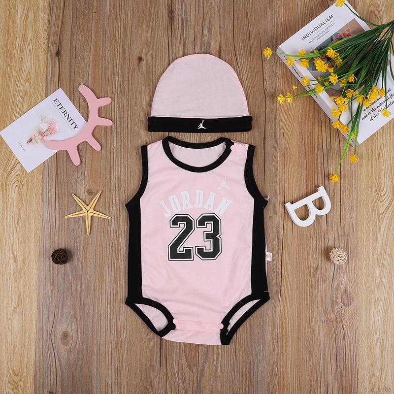 Set jumpsuit + mũ phong cách thể thao xinh xắn dành cho bé