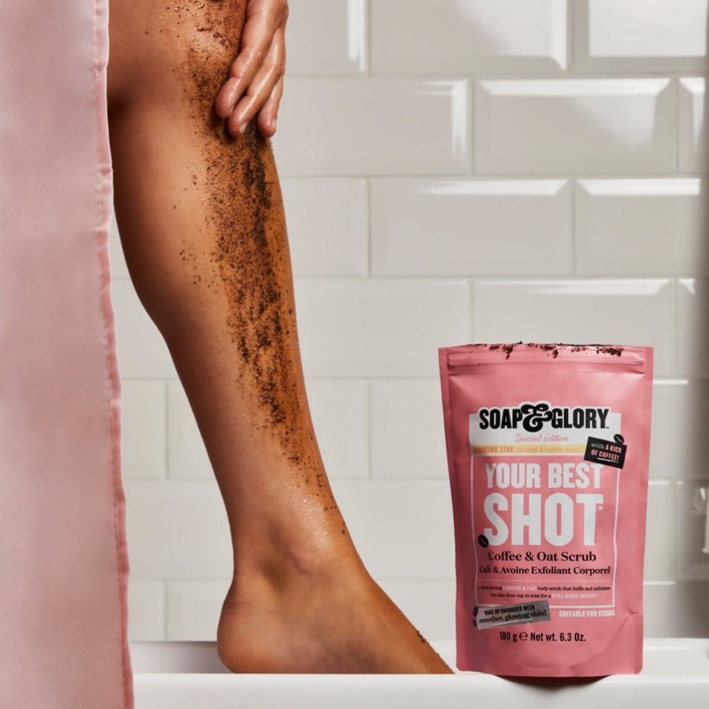 Tẩy da chết body cafe và yến mạch Soap & Glory Your Best Shot Coffee & Oat Scrub 180g