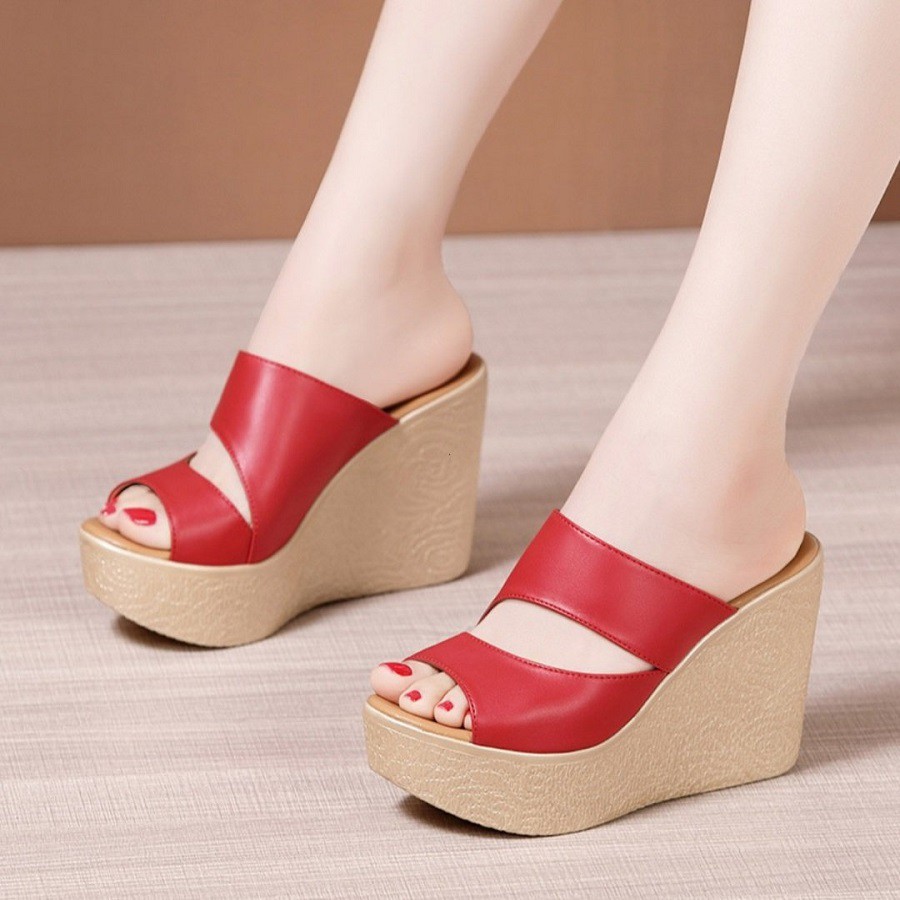 DÉP XUỒNG QUAI CÁCH ĐIỆU