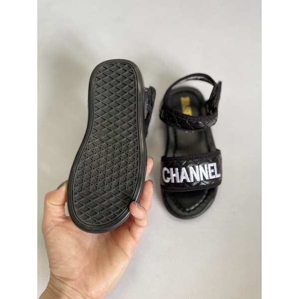 Dép quai hậu Sandal cho bé trai bé gái , quai ngang may khâu viền chữ nổi XD03