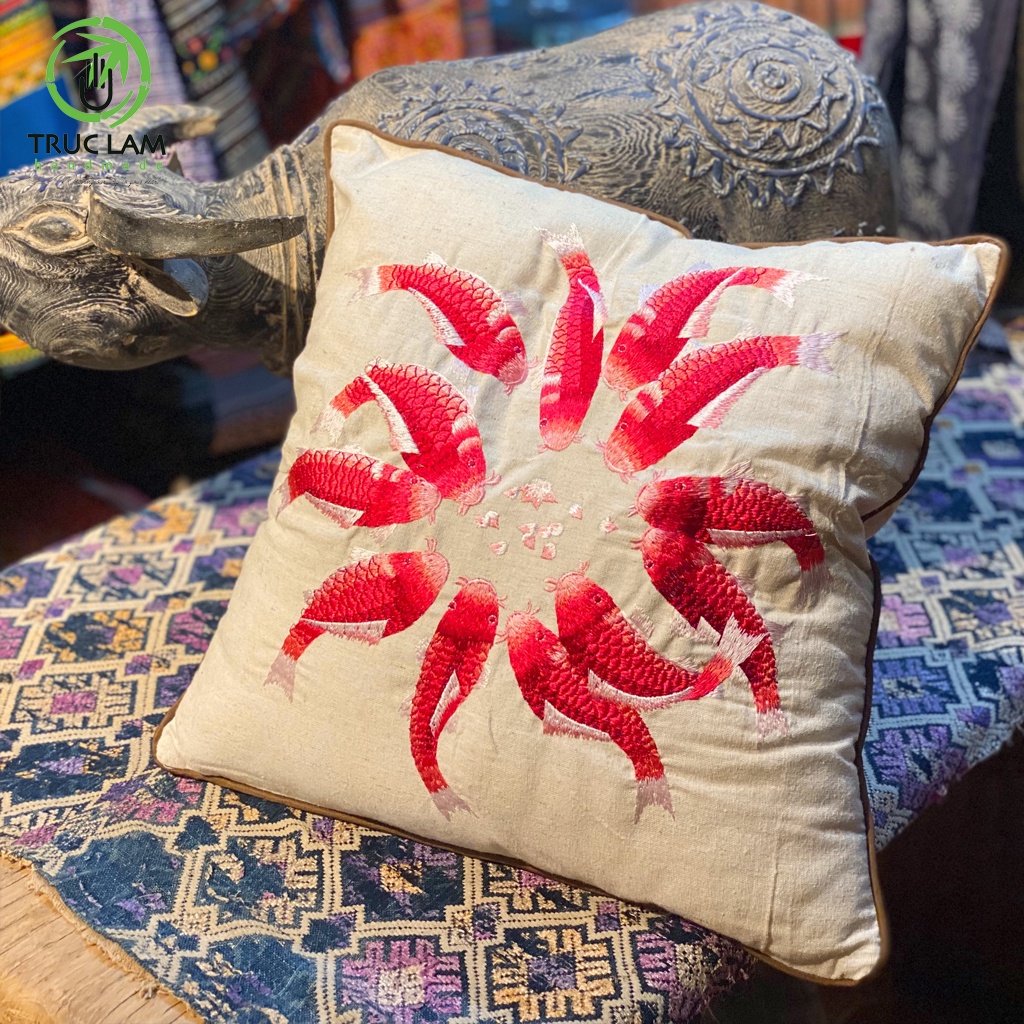 Gối/Vỏ Gối Vuông Tựa Lưng Sofa (45x45) Trang Trí Phòng  Vải Linen Thêu Thủ Công Hình Đàn Cá - Trúc Lâm Handmade