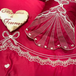 Bộ chăn ga gối cao cấp cotton lụa cưới ren đỏ