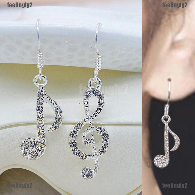 (1019) Hoa tai kim cương