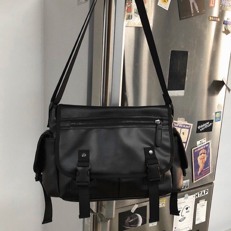 TÚI ĐEO CHÉO NAM NỮ DA TRƠN ĐEN BÓNG NHẸ CAO CẤP