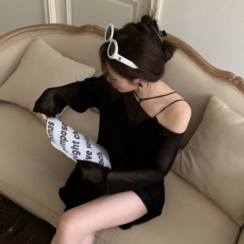 Áo thun IELGY vải mỏng màu đen xuyên thấu dáng rộng chống nắng phong cách Hàn Quốc cho nữ