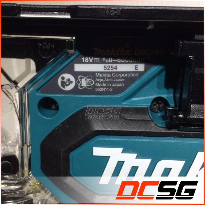 Máy cắt thạch cao 30/15mm dùng pin 18V Makita DSD180Z (không pin sạc)