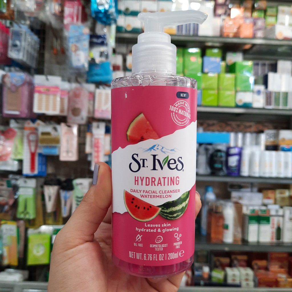 Sữa Rửa Mặt Dạng Gel Chăm Sóc Dịu Nhẹ Cho Da Hàng Ngày ST.Ives Daily Facial Cleanser (DƯA HẤU - DƯỠNG ẨM) 200ml