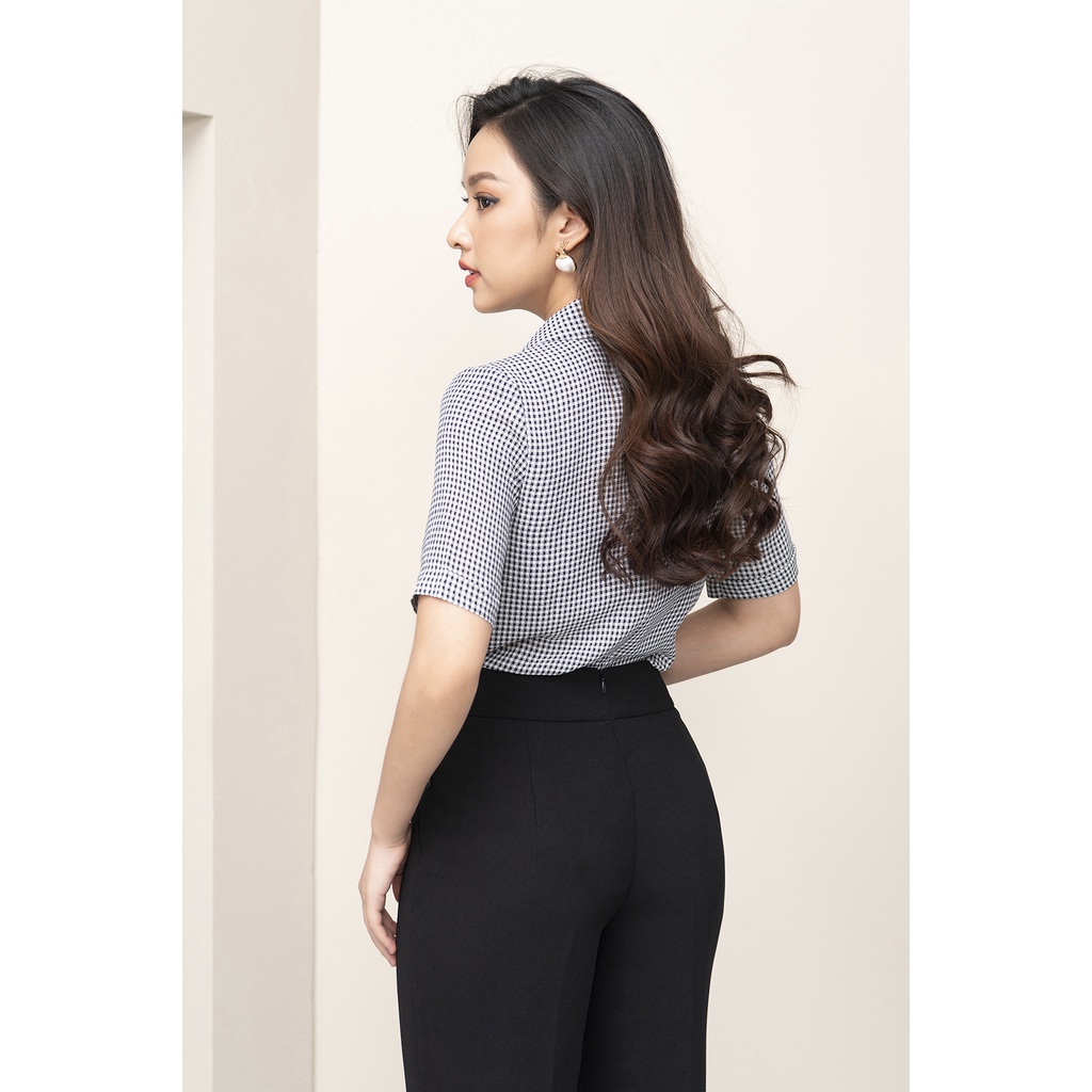 Áo Sơ Mi Kẻ Sọc Caro Nữ Đẹp Kiểu Dáng Croptop Cổ Vest Basic Luperi LFSM1187 Tay Cộc Gập Gấu Cho Nàng Công Sở Cá Tính