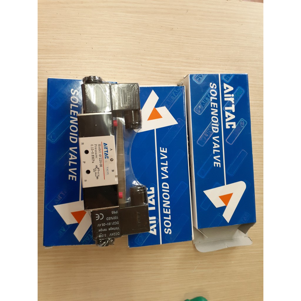 Van điện từ 4V220-08 24VDC 4V220-08 220VDC 4V210-08 24VDC 4V210-08 220VDC hãng AIRTAC chính hãng