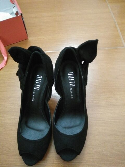 Giày nơ hãng dusto