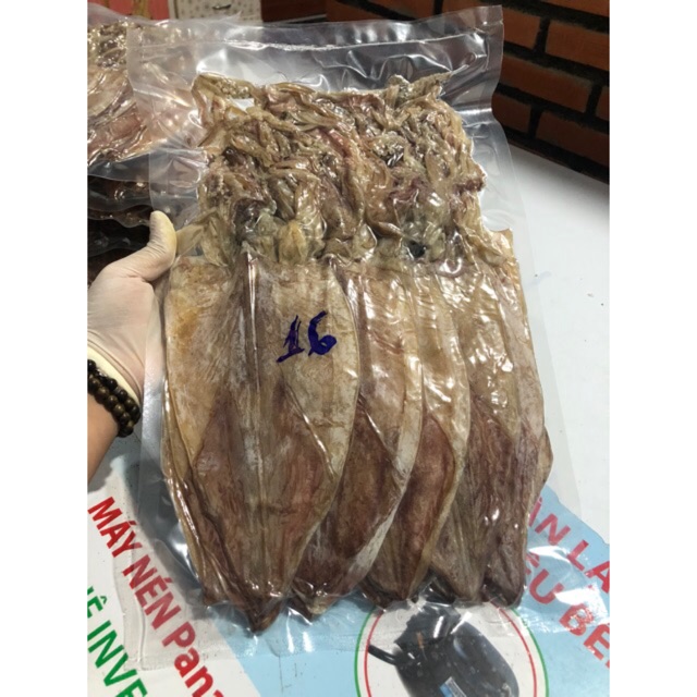 Mực khô size 16-20 con / 1kg
