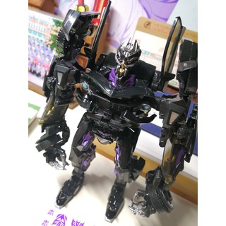 Mô hình Barricade LS-02 Black Mamba MPM05 Transformers Oversize