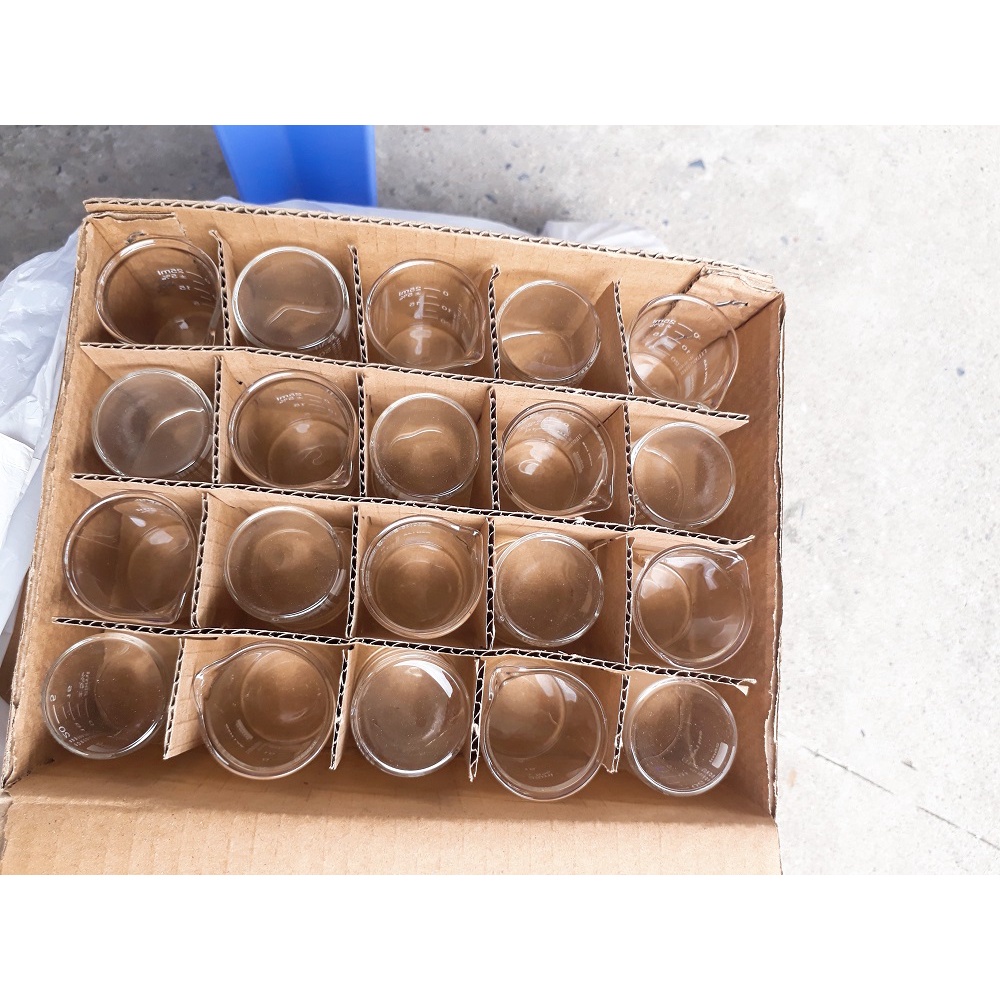 CỐC THỦY TINH CHỊU NHIỆT TỐT chia vạch CÓ MỎ - cốc thấp thành các cỡ