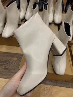 Boot cổ thấp