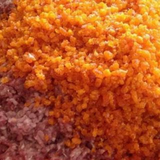 Lạp xưởng trứng muối