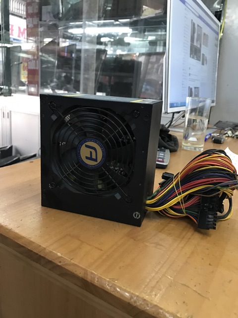 Nguôn Segotep đen 300w fan 12 cũ chạy được vga 750ti