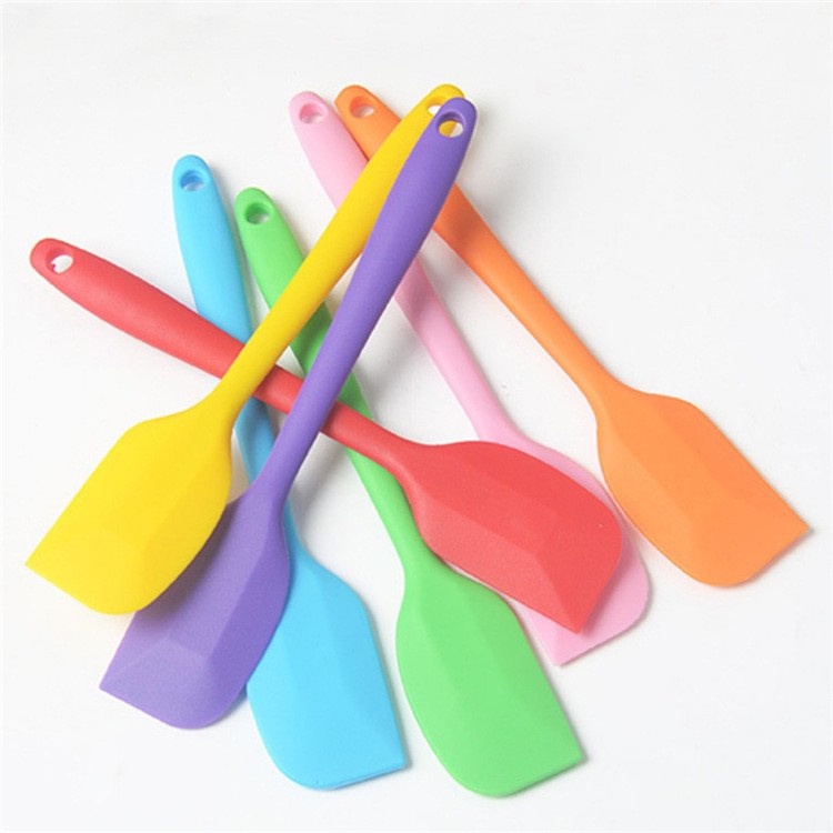 Dụng cụ làm bánh: Cây Spatula breadleaf Phới dẹt trộn bột, đánh trứng silicon chịu nhiệt 21cm, 28cm