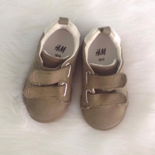 Giày H&M cho bé trai và gái size 18/19