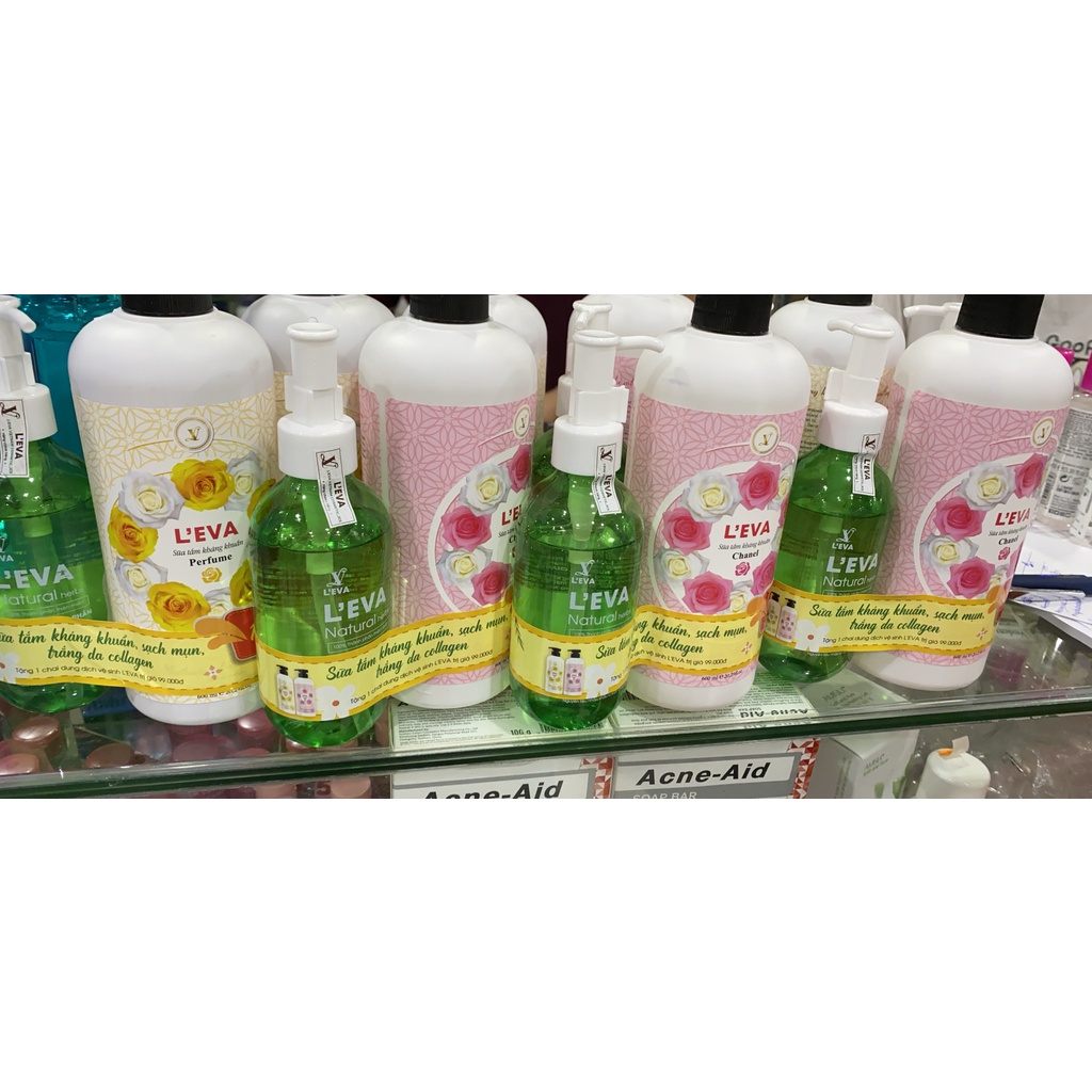 Sữa tắm kháng khuẩn L'EVA 600ml tặng kèm vệ dinh phụ nữ