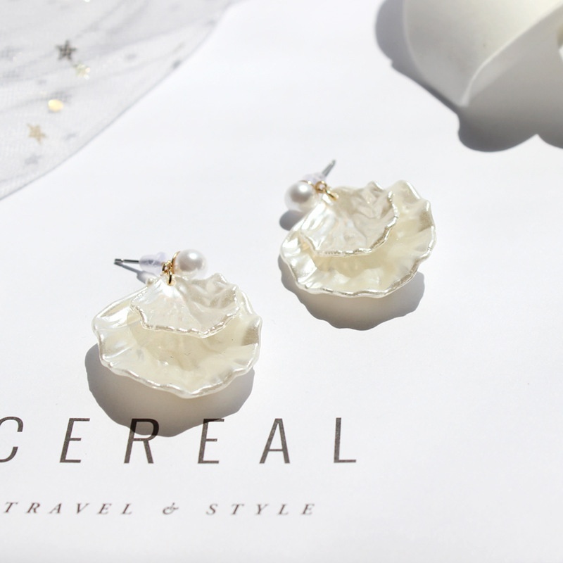 Khuyên tai vỏ sò 2 lớp đính ngọc trai giả sang trọng thời trang