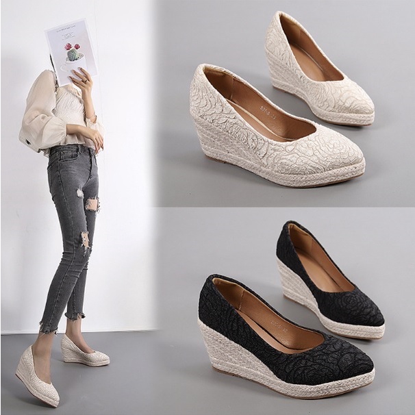 Giày cao gót đế xuồng bọc cói 8cm, chất liệu lụa dập hoa nổi sang trọng