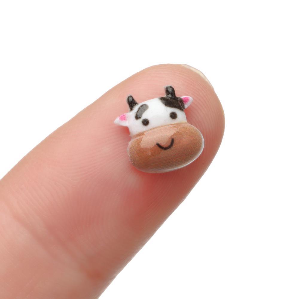 Set 10 / 10 Phụ Kiện Trang Trí Móng Tay Họa Tiết Bò Hoạt Hình Dễ Thương