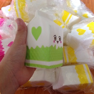 Squishy hộp sữa lớn