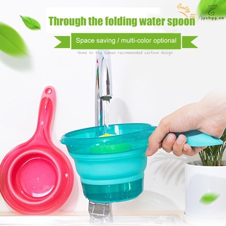 Gáo múc nước tắm gấp gọn được