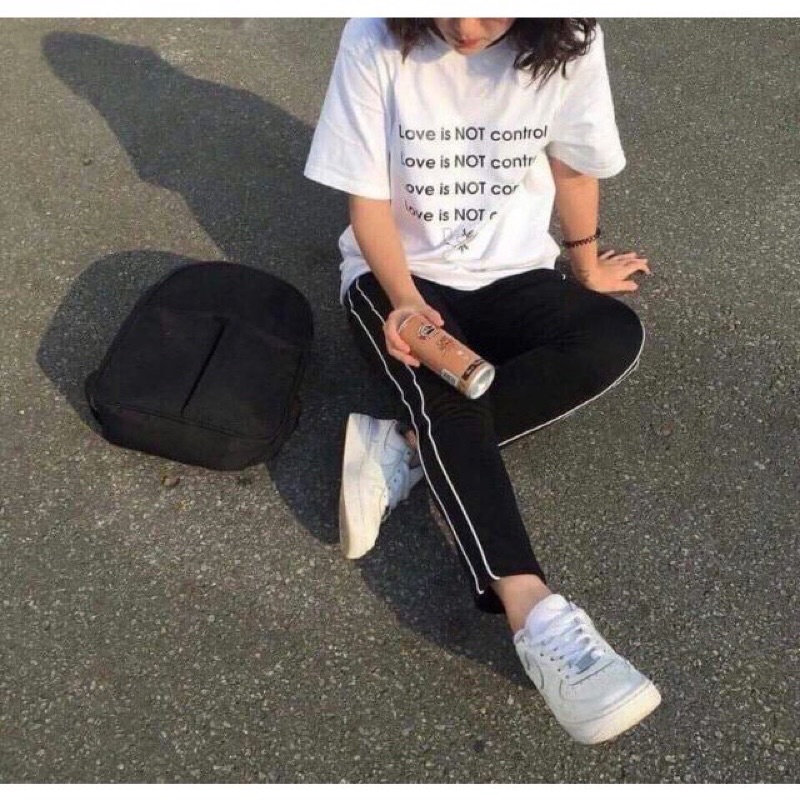 Quần Jogger Nữ 2 Sọc Nhỏ Ống Suông