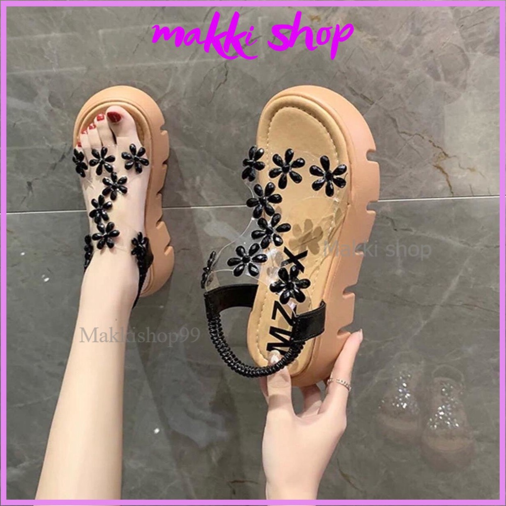 Sandal nữ quai trong siêu xinh