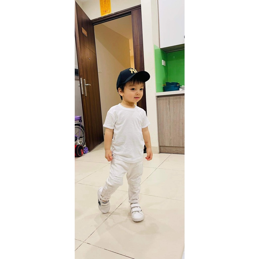 GIÀY BATA TRẮNG BÉ TRAI QUAI DÁN