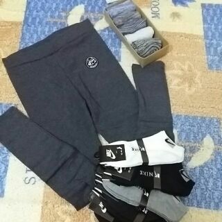 Combo 10 tất nam 2 quần legging và 5 tất muji