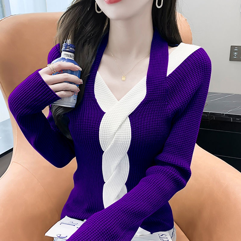 Minority color sweater for women in the autumn and winter of 2022, a new foreign-style shoulder-exposed long-sleeved sweater