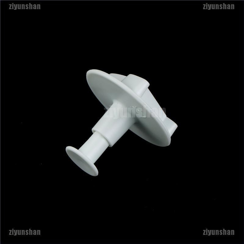 Bộ 4 Khuôn Cắt Bánh Quy Hình Vũ Trụ Độc Đáo