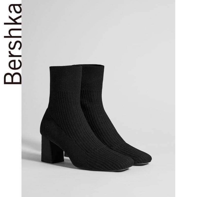 Bốt cao cổ Bershka size 37