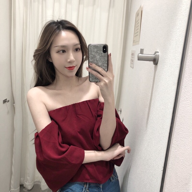 Áo trễ vai phong cách