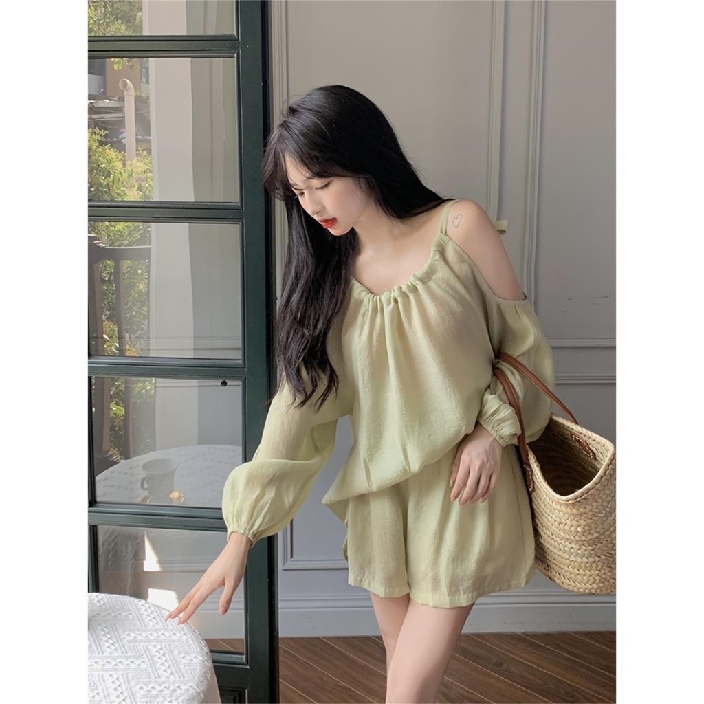 Set Áo Kiểu Trễ Vai Tay Phồng + Quần Short Thời Trang Mùa Hè Hàn Quốc 2022 Mới