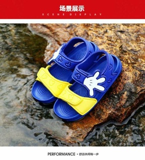 Dép siêu nhẹ adidas
