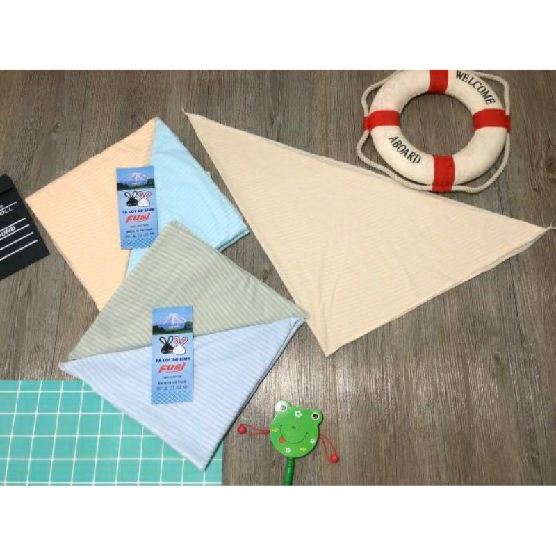 [Mã 267FMCGSALE giảm 8% đơn 500K] Bộ 10 chiếc tã chéo cotton Fusi - Hằng Trang /  loại vải kẻ 60x90cm