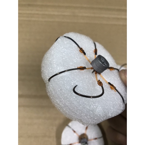 Lưỡi câu chùm lưỡi xịn thép các bon siêu bền ba kích cỡ nhỏ trung đại dùng làm lưỡi câu cá