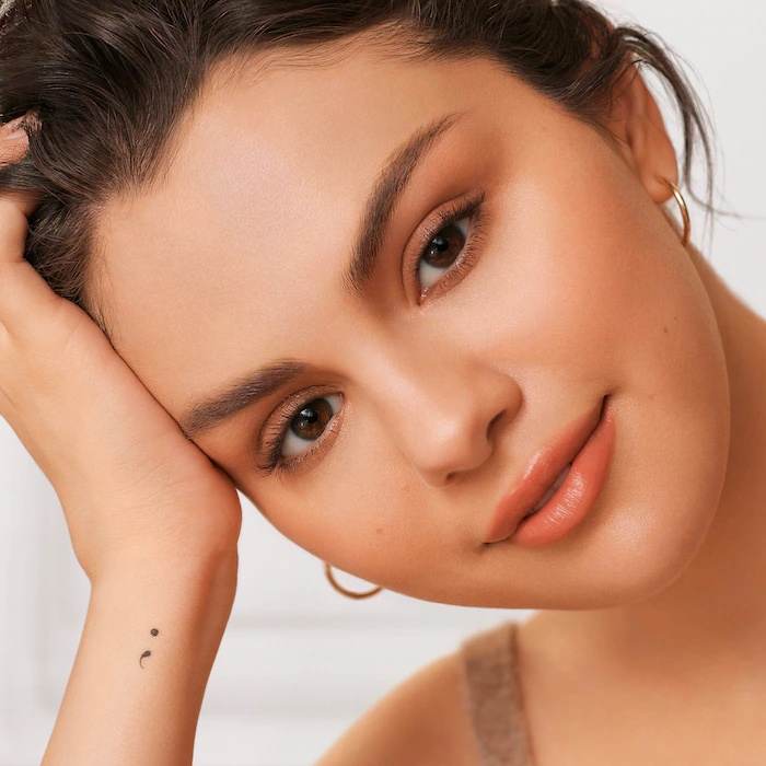 Kem Lót Trang Điểm Rare Beauty by Selena Gomez Illuminating Primer - Always An Optimist Collection