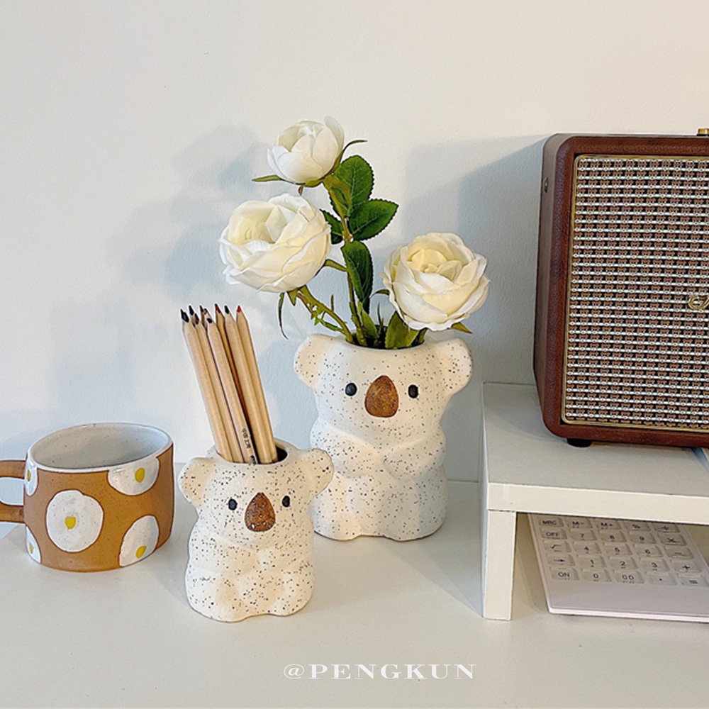 Chậu hoa sen đá bằng gốm hình gấu koala phong cách Nhật Bản dễ thương có thể đựng cọ trang điểm để bàn văn phòng cho nữ