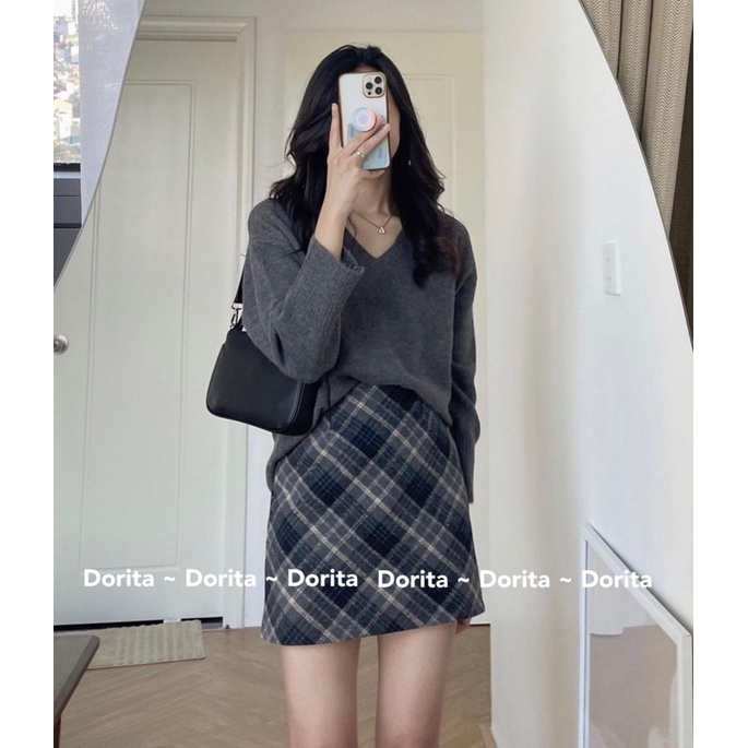 Áo len trơn cổ V hàng Quảng Châu, Áo len Cổ V Ulzzang - Dorita Boutique | BigBuy360 - bigbuy360.vn