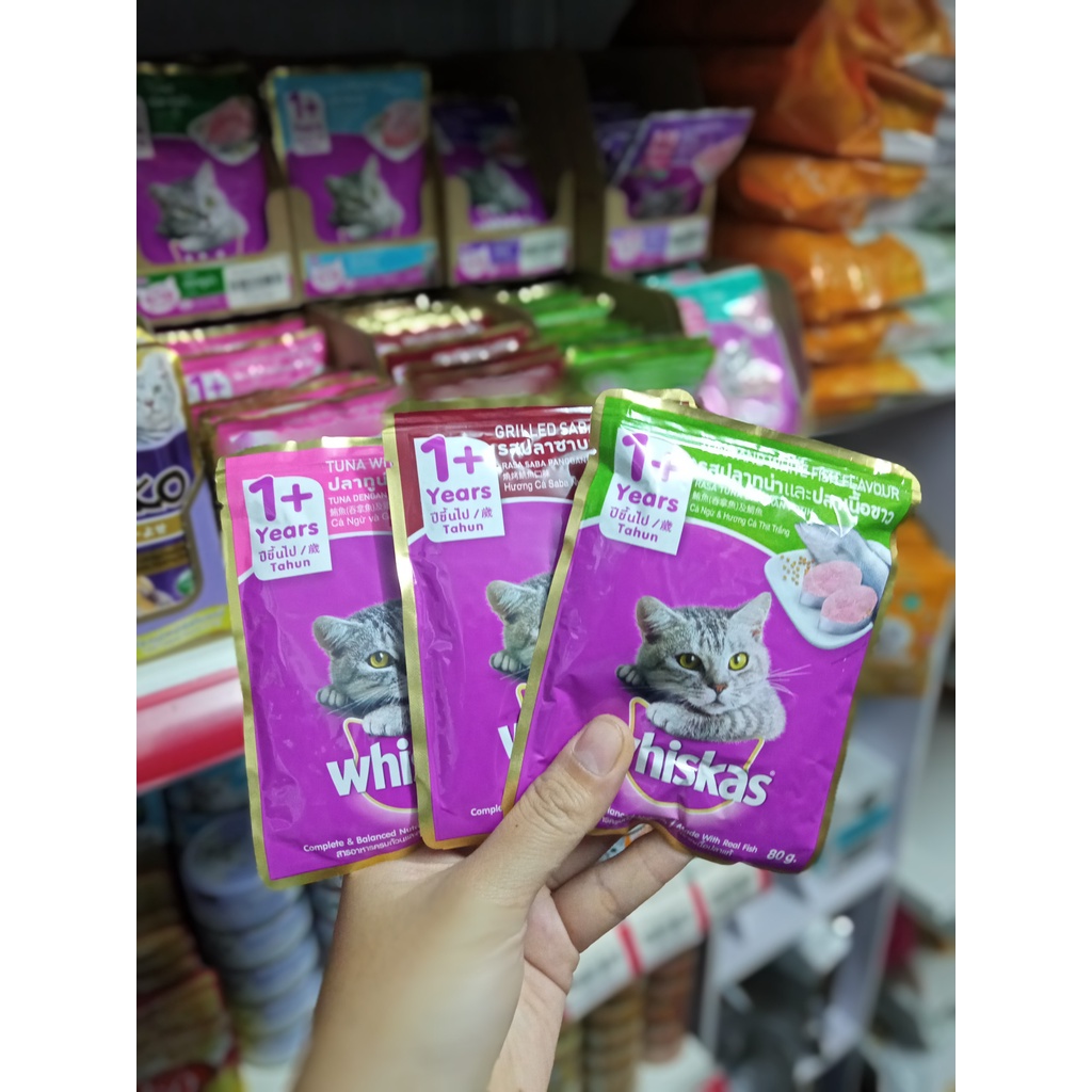 1 thùng pate Whiskas 28 gói 80gr cho mèo