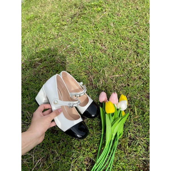 Giày tiểu thư đế vuông thiết kế quai ngọc xinh sắn, chất da mềm lên dáng siêu xinh hàng quảng châu