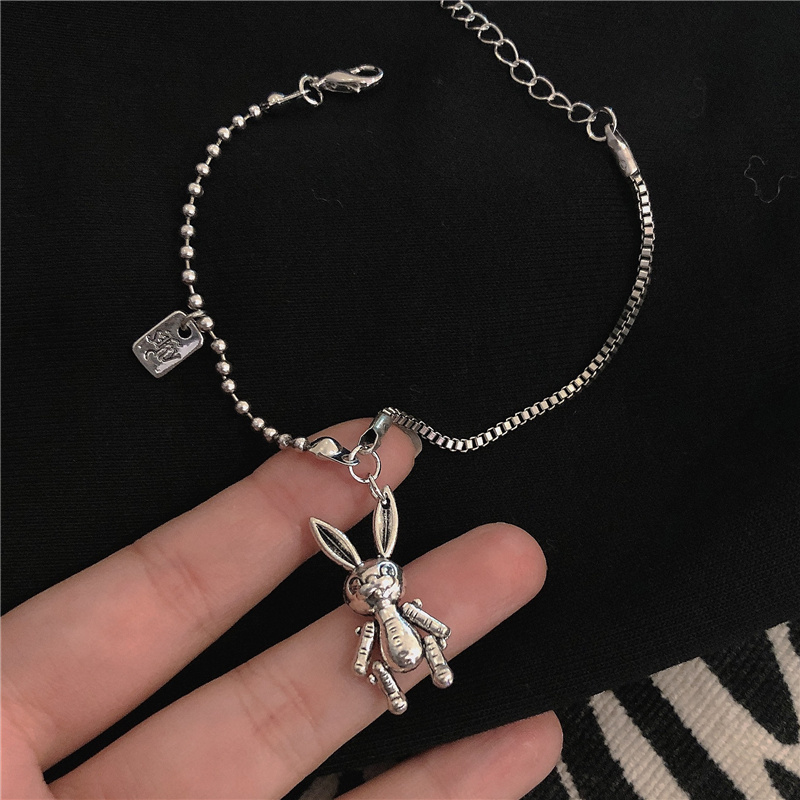 Vòng tay mạ bạc We Flower hình rô bốt và thỏ phong cách gothic cổ điển độc đáo