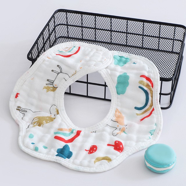 Yếm xô tròn 6 lớp siêu thấm cho bé hình cánh hoa, nhiều họa tiết đáng yêu, cúc bấm điều chỉnh tiện dụng
